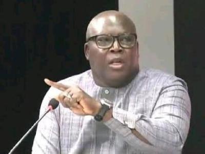 Le journaliste Pape SANE libre après son audition à la Brigade des Affaires générales