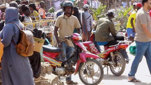 Transport terrestre :  délai d’immatriculation Ousmane SONKO prolonge de 2 mois