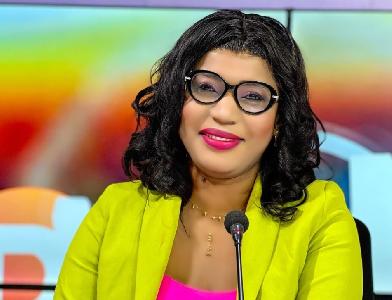 Prix Cultura Afrique : la journaliste Fatou DIOUF de Walf TV sélectionnée