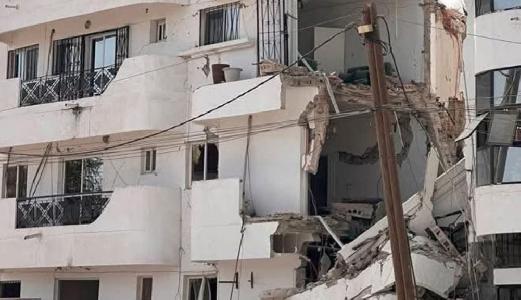 Effondrement d’un immeuble à Ngor : des têtes tombent
