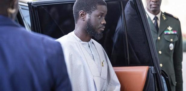 Retour du président Diomaye Faye : absence remarquée du Premier ministre Ousmane Sonko