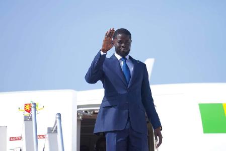 Diplomatie : le président Diomaye Faye part au togo pour une visite de travail 