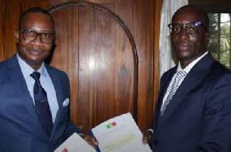 Affaire Dakar Dem Dikk   Me Moussa Diop tire  son successeur Oumar Boun Khatab Sylla